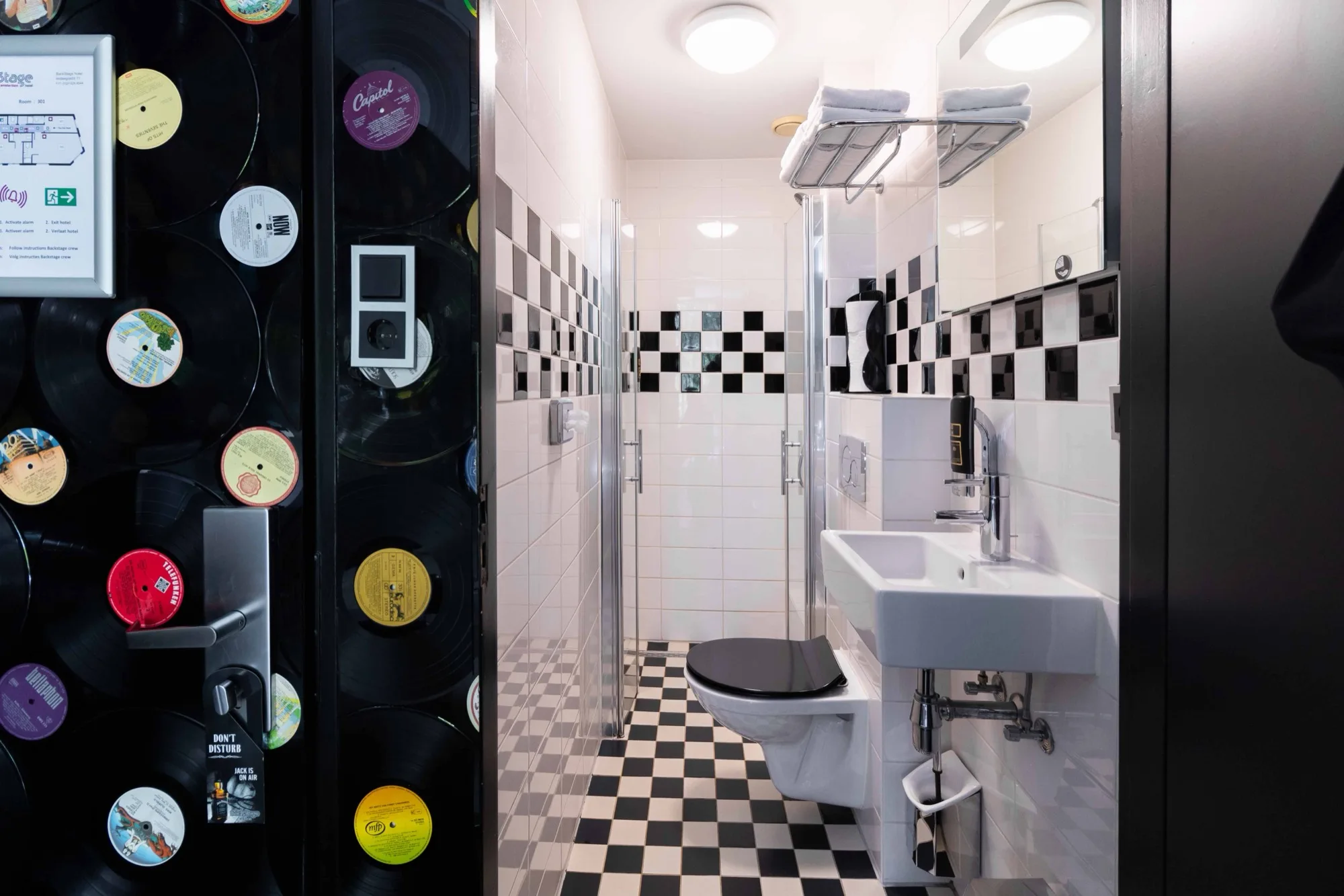 Backstage Hotel Amsterdam room photo